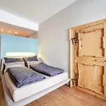 Lauben 75 *