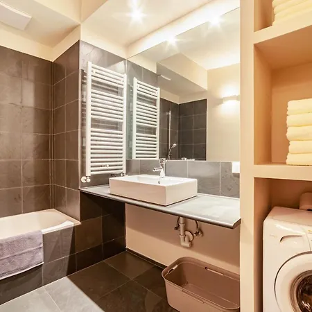 Lauben 75 Apartment Meran