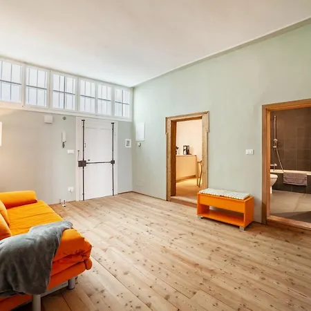 Lauben 75 Apartment Meran