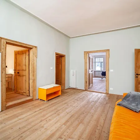 Lauben 75 Apartment Merano