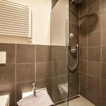 Apartament Lauben 75 *